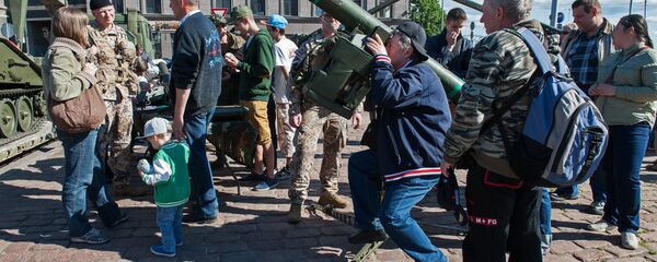 Военная техника армии США в Риге - Sputnik Армения
