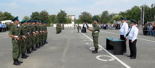 Присяга военнослужащих Армавирского пограничного отряда пограничного управления ФСБ РФ в РА Присяга военнослужащих Армавирского пограничного отряда пограничного управления ФСБ РФ в РА - Sputnik Армения