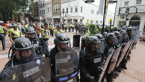 Протесты и беспорядки в городе Шарлотсвилл, штат Вирджиния. Полиция штата - Sputnik Армения