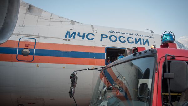 Российский самолет МЧС Ил-76 прилетел в Армению - Sputnik Армения