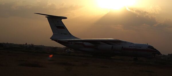 Российский пожарный Ил-76 приземлился в Ереване - Sputnik Армения