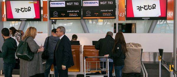 Посадка на рейс. Аэропорт Звартноц - Sputnik Армения
