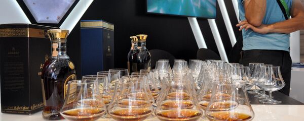 Национальный день Армении на ЭКСПО-2017 в Астане. Армянский коньяк - Sputnik Армения