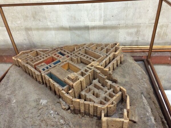 Макет крепости Эребуни в музее-заповеднике Макет крепости Эребуни в музее-заповеднике - Sputnik Արմենիա