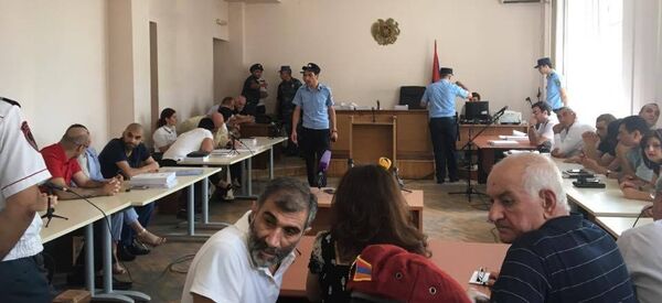 Суд над бывшим замминистра обороны РА Вааном Ширханяном по делу о преступной группировке перенесли из-за неявки свидетелей - Sputnik Армения