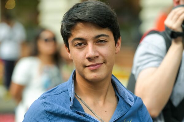 Прогулка участников Ты супер.Танцы! по Москве. Давид Айвазян - Sputnik Армения