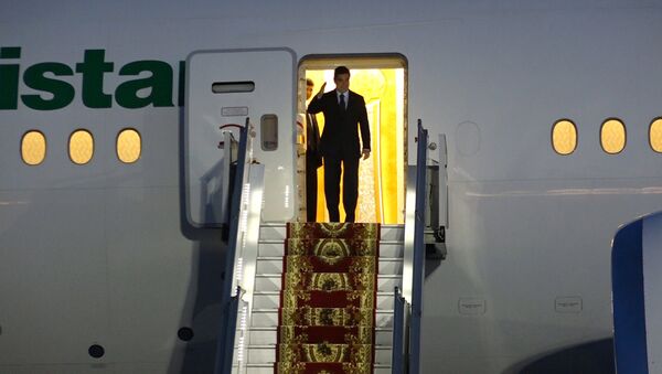 Президент Туркмении Гурбангулы Бердымухамедов прибыл в Армению - Sputnik Армения