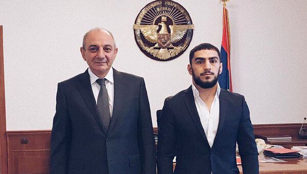 Президент Республики Арцах Бако Саакян и Мигран Арутюнян - Sputnik Армения