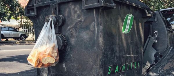 Мусорный бак компании Sanitek Мусорный бак компании Sanitek - Sputnik Армения
