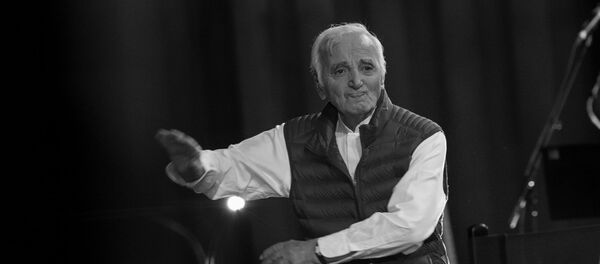 Шарль Азнавур. Концерт в Ереване Шарль Азнавур. Концерт в Ереване - Sputnik Արմենիա