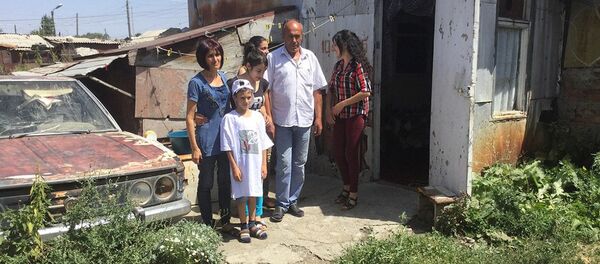 Аристакес Кочарян и Жанна Карапетян Аристакес Кочарян и Жанна Карапетян - Sputnik Արմենիա