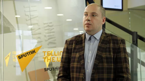 Эксперт Центра германских исследований Института Европы РАН Александр Камкин - Sputnik Армения