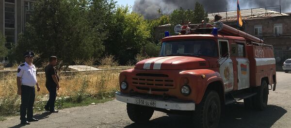 Пожар на заводе Наирит Пожар на заводе Наирит - Sputnik Армения