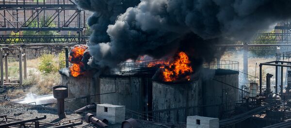 Пожар на заводе Наирит Пожар на заводе Наирит - Sputnik Արմենիա