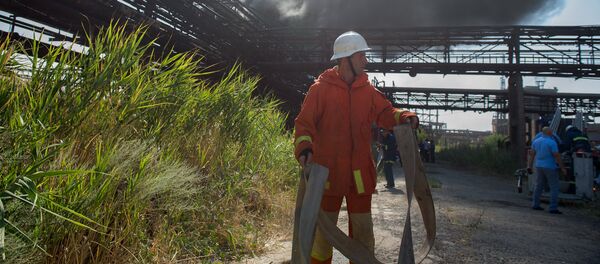 Пожар на заводе Наирит - Sputnik Армения