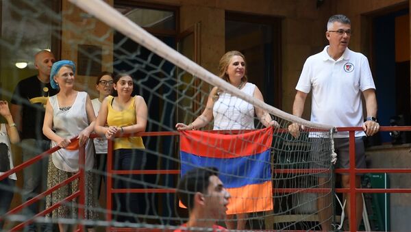 Армине Ованнисян в благотворительной организации Орран - Sputnik Армения