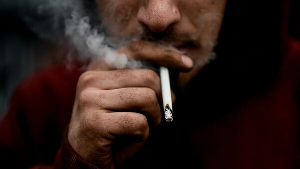Курение сигарет - Sputnik Արմենիա