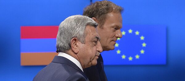 Серж Саргсян и Дональд Туск - Sputnik Армения