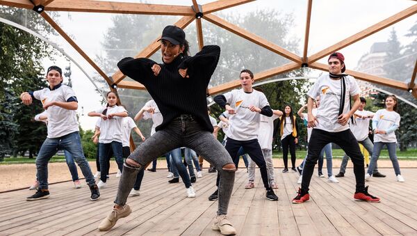 Мастер-класс театра Тодес для участников шоу Ты супер! Танцы - Sputnik Армения