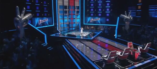 Армянка покорила своим исполнением членов жюри российского проекта Голос - Sputnik Армения