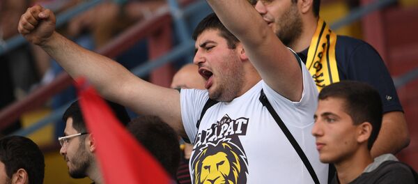 Болельщики ФК Арарат Болельщики ФК Арарат - Sputnik Արմենիա