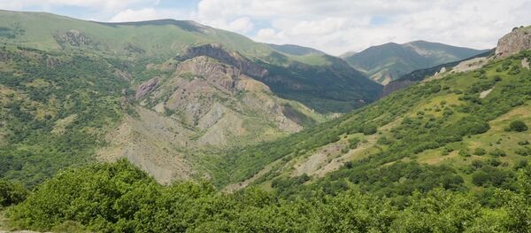Խոսրովի անտառը՝ մինչ հրդեհը Խոսրովի անտառը՝ մինչ հրդեհը - Sputnik Արմենիա