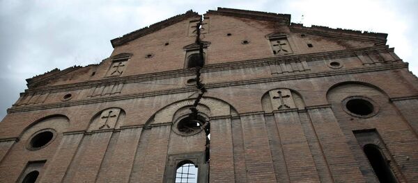 Армянская церковь Шамхорецоц Сурб Аствацацин Кармир Аветаран в Тбилиси Армянская церковь Шамхорецоц Сурб Аствацацин Кармир Аветаран в Тбилиси - Sputnik Армения