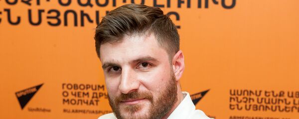 Арамазд Кивирян в гостях у радио Sputnik Армения - Sputnik Армения