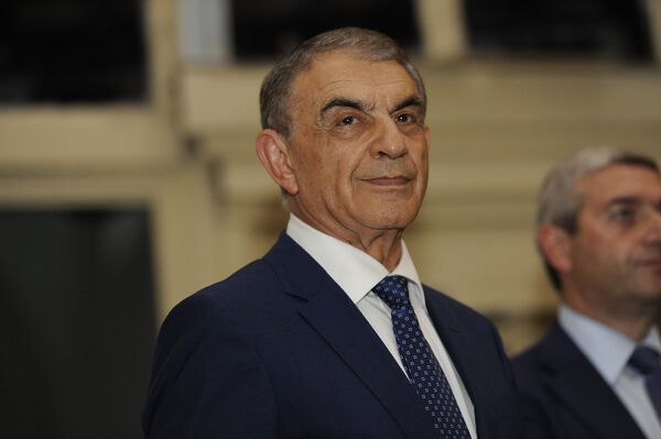 Армянский доктор Uniq, или Что говорят коллеги о блестящем кардиохирурге Грайре Овакимяне Армянский доктор Uniq, или Что говорят коллеги о блестящем кардиохирурге Грайре Овакимяне - Sputnik Армения