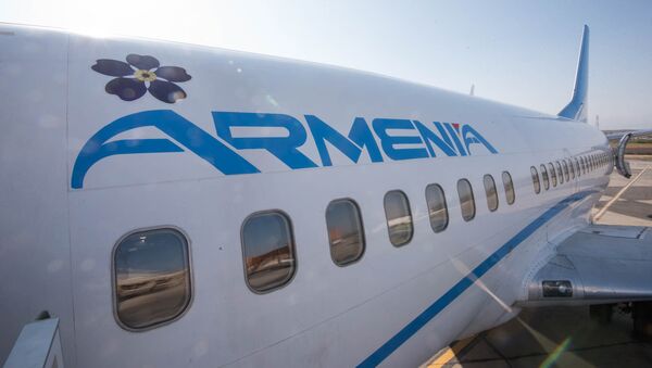Самолет авиакомпании Armenia - Sputnik Արմենիա