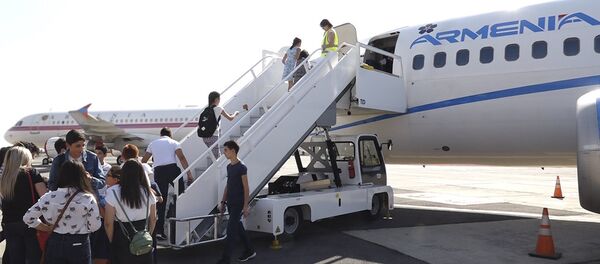 «Արմենիա» ավիաընկերությունը դպրոցականների համար «բաց դաս» էր կազմակերպել «Արմենիա» ավիաընկերությունը դպրոցականների համար «բաց դաս» էր կազմակերպել - Sputnik Արմենիա