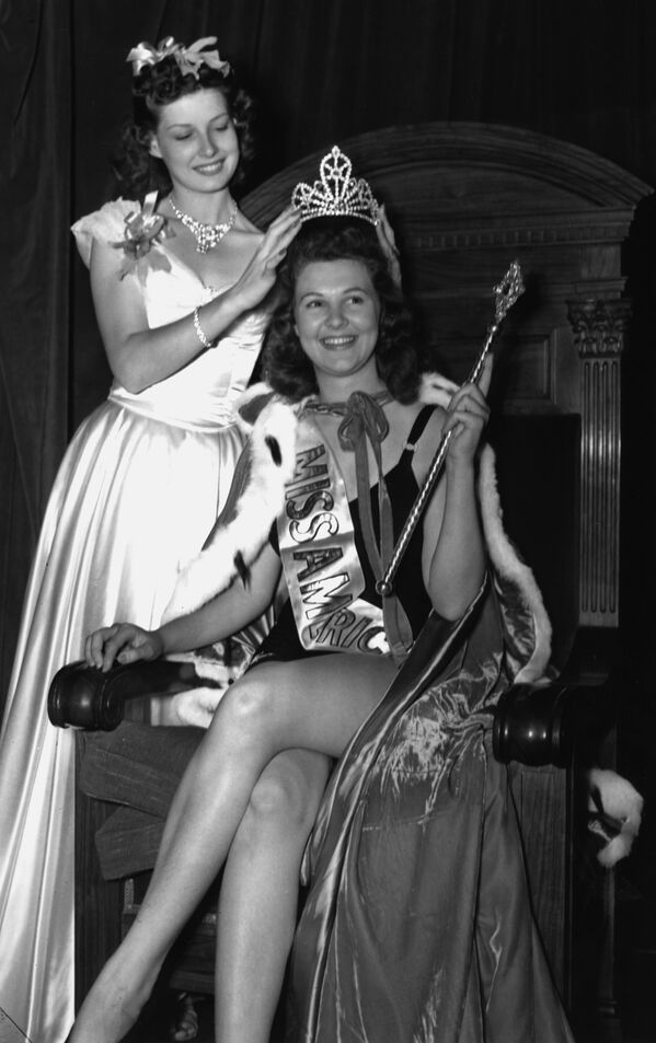Мисс Америка 1940 года Франсес Мари Берк - Sputnik Армения