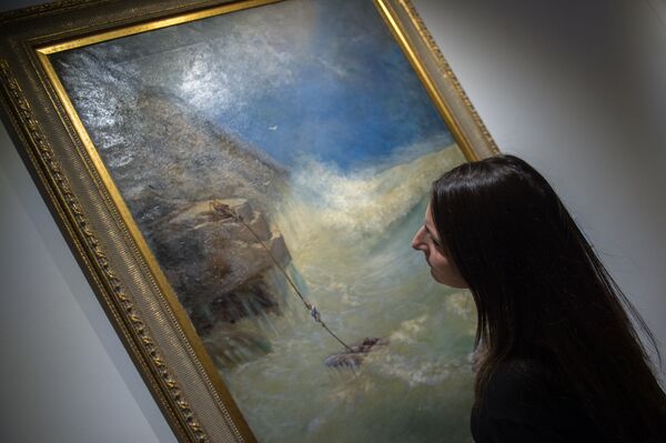 Картины Айвазовского в тесных объятиях ереванских музейщиков - как возвращали коллекцию - Sputnik Армения