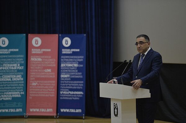 Армен Дарбинян - Sputnik Армения