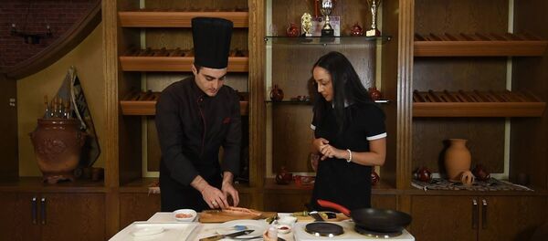 В гостях у шеф-повара: как приготовить Котайк - Sputnik Армения