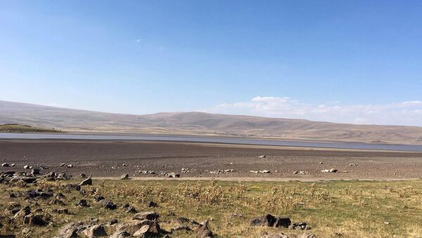 Засохшее озеро Арпи - Sputnik Армения