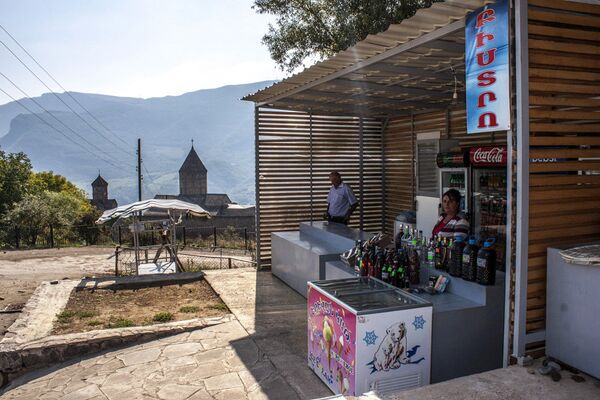 Бистро рядом с Татевским монастырем Бистро рядом с Татевским монастырем - Sputnik Արմենիա