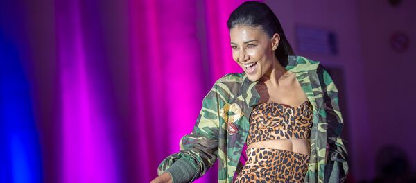 Из коллекции дизайнера Ваана Хачатряна Из коллекции дизайнера Ваана Хачатряна - Sputnik Արմենիա