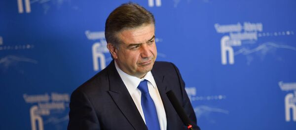 Премьер министр РА Карен Карапетян на форуме Армения-Диаспора - Sputnik Արմենիա