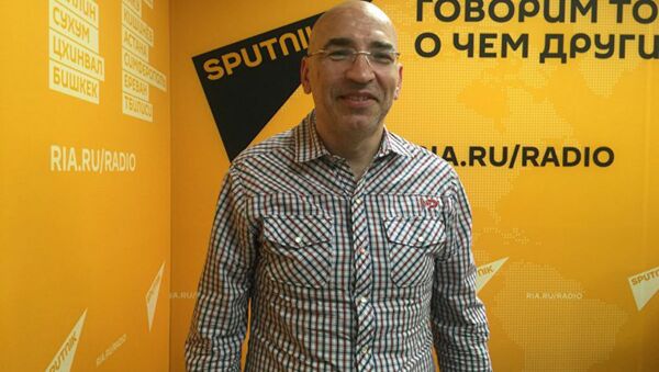 Политолог Леонид Крутаков  - Sputnik Армения
