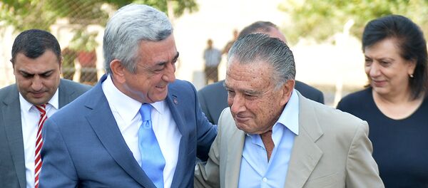 Серж Саргсян и Эдуардо Эрнекян Серж Саргсян и Эдуардо Эрнекян - Sputnik Արմենիա