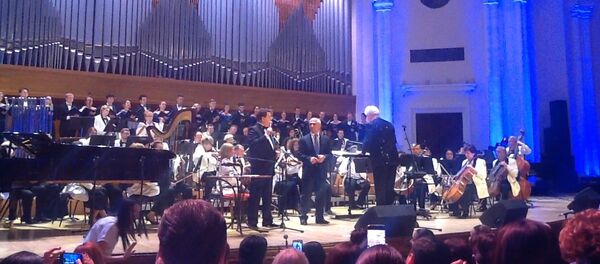 Иосиф Кобзон потряс зрителя исполнением песни об Армении - Sputnik Армения