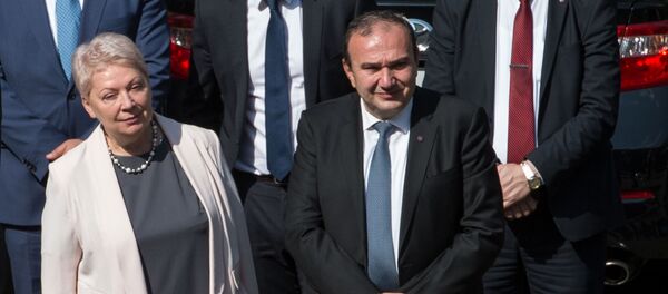 Ольга Васильева и Левон Мкртчян - Sputnik Армения