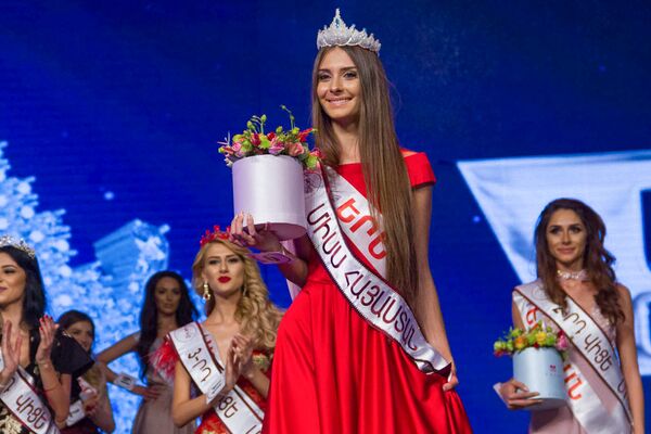 Победительница конкурса красоты Мисс Армения - 2017 - Sputnik Армения