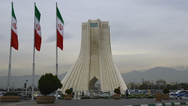 Башня Азади, построенная на одноименной площади в Тегеране. - Sputnik Армения