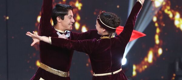 Давид Айвазян и Астхик Мхитарян - Sputnik Армения