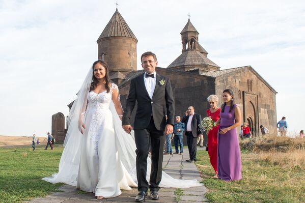 Свадьба Левона Ароняна и Арианы Каоли - Sputnik Армения