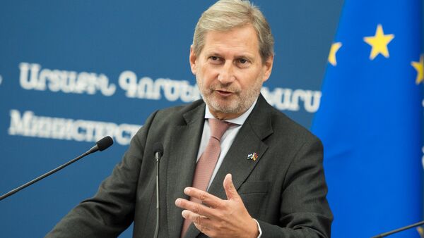 Комиссар Европейской делегации Йоханнес Ханн - Sputnik Армения