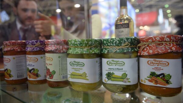 Стенд компании Вкус Армении на 24-й международной выставке продуктов питания - Sputnik Армения