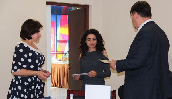 Гоар Асатрян - Sputnik Армения